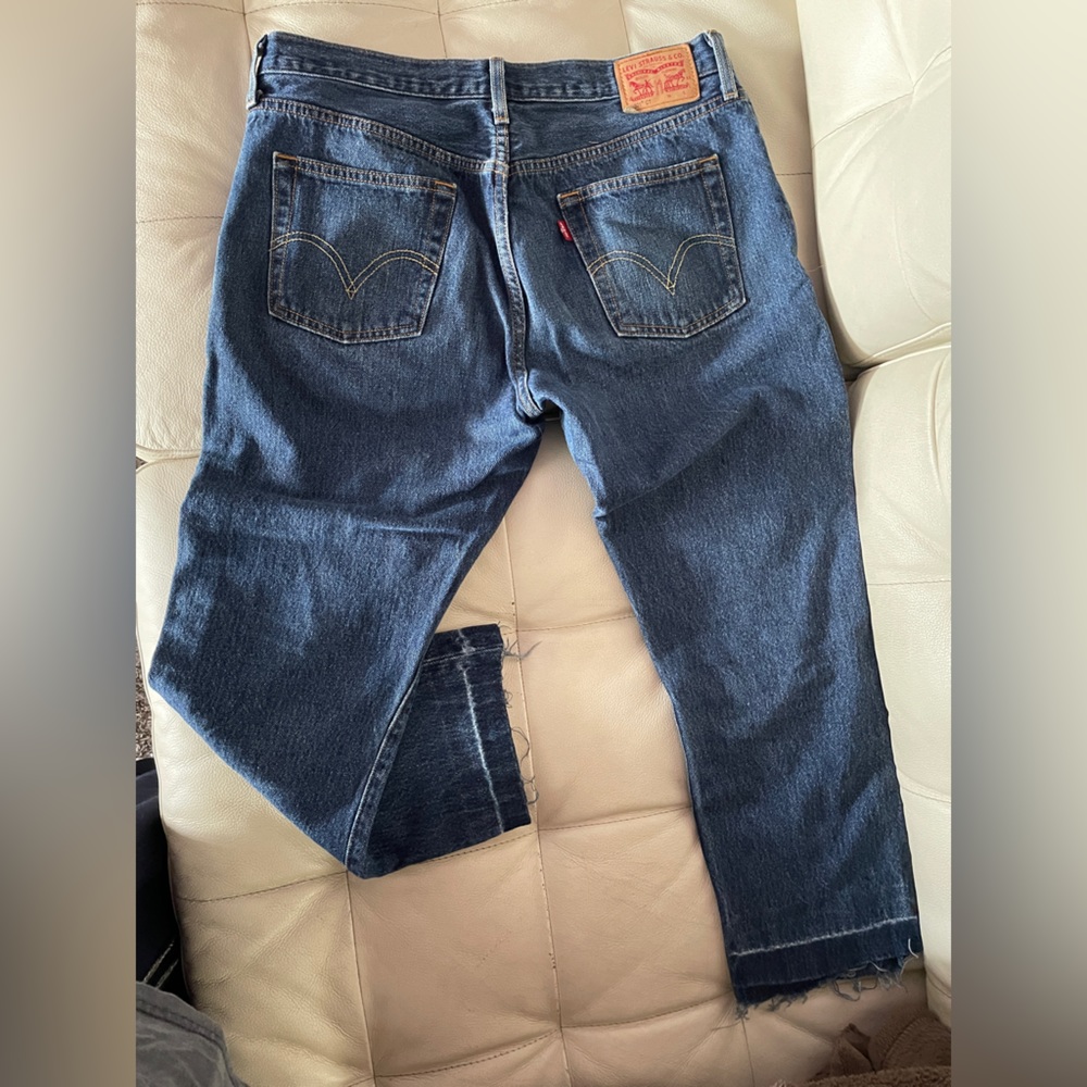 Vintage 501 Levi’s cropped jeans